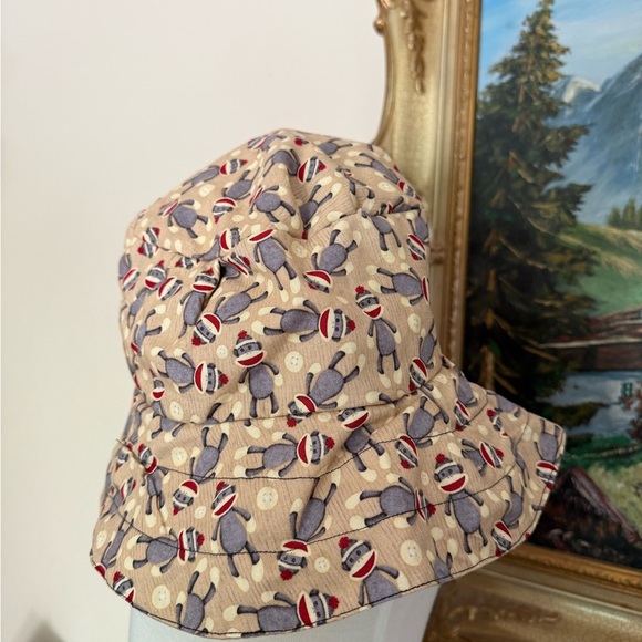 Vintage Handmade Cotton Beige Bucket Hat with Sock Monkey Print - Picture 5 of 10
